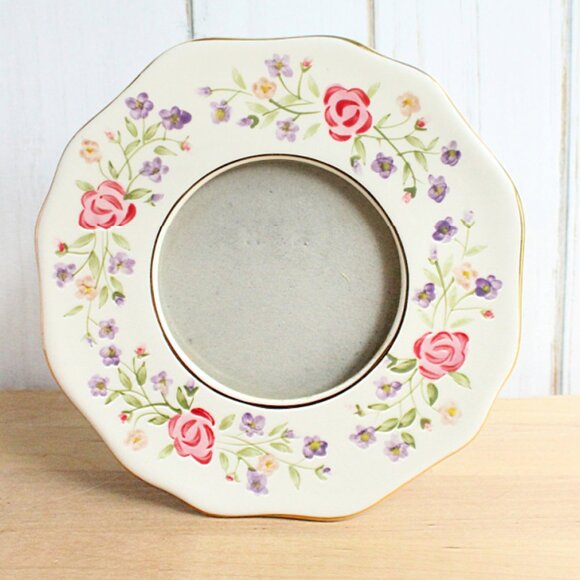 Melannco Round Floral Picture Frame - Picture 1 of 2